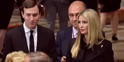 «Ingen» skjønner hvorfor Ivanka Trump og ektemannen dukket opp i McCains minneseremoni